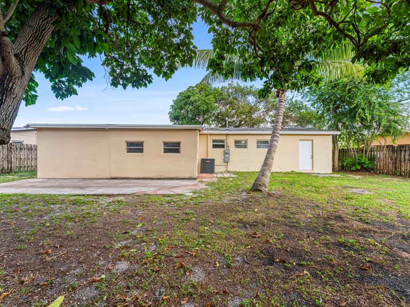 Image 31 of 31 For 21200 12th Ct