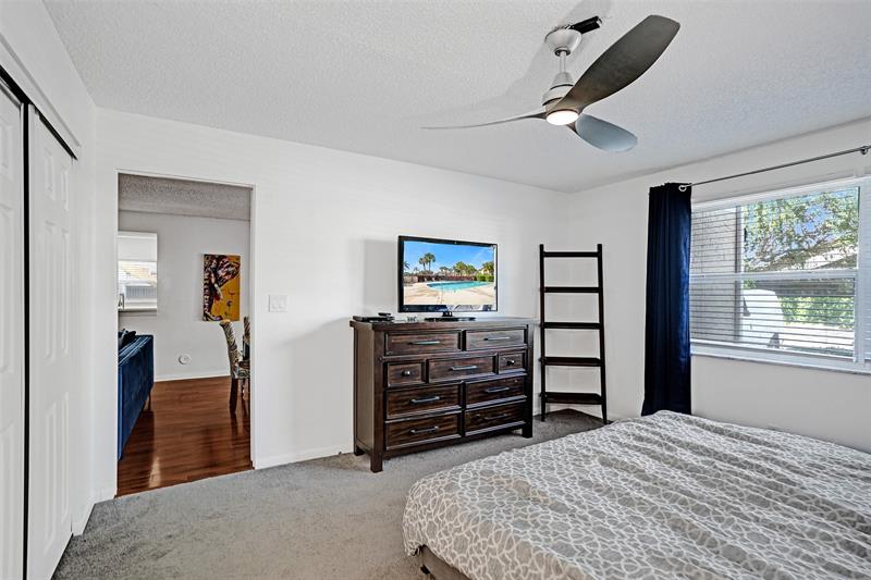 Image 15 of 33 For 12131 Royal Palm Blvd  #2e