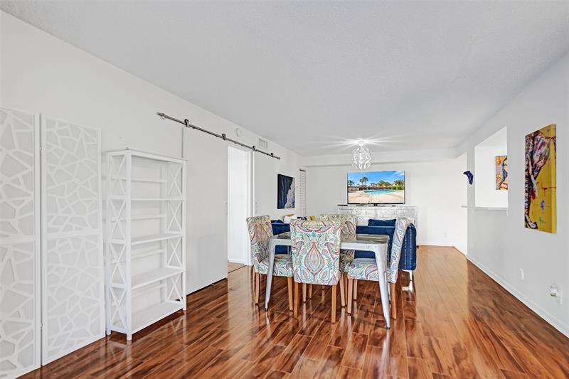 Image 6 of 33 For 12131 Royal Palm Blvd  #2e