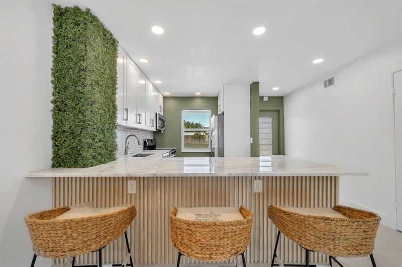 Image 2 of 17 For 9818 Marina Blvd  1225