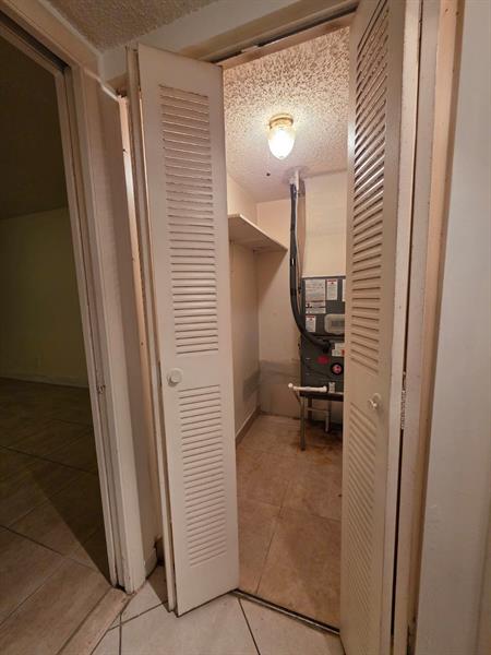 Image 23 of 29 For 5073 Lakefront Blvd  C