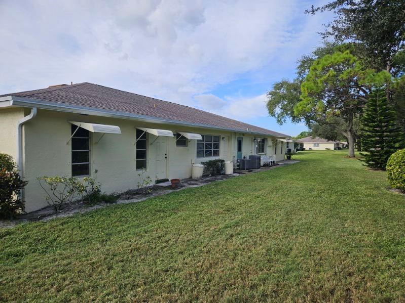 Image 24 of 29 For 5073 Lakefront Blvd  C