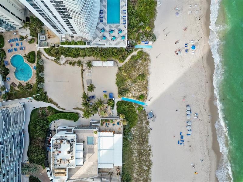 Image 14 of 25 For 4001 Ocean Dr  14d