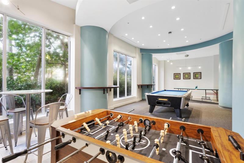 Image 21 of 23 For 4001 Ocean Dr 8e