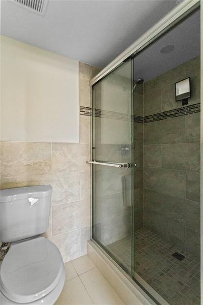 Image 42 of 56 For 1719 Whitehall Dr