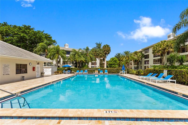 Image 55 of 56 For 1719 Whitehall Dr