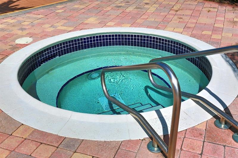 Image 10 of 18 For 3346 Carambola Cir S  2507