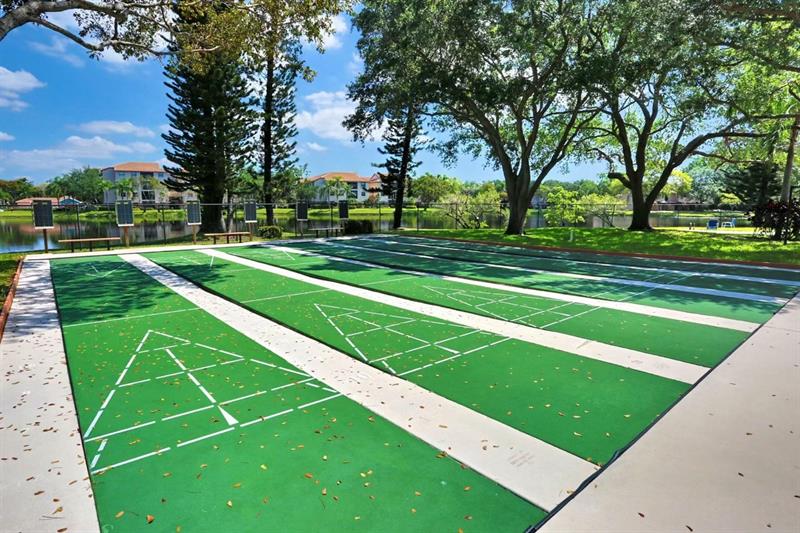 Image 16 of 18 For 3346 Carambola Cir S  2507