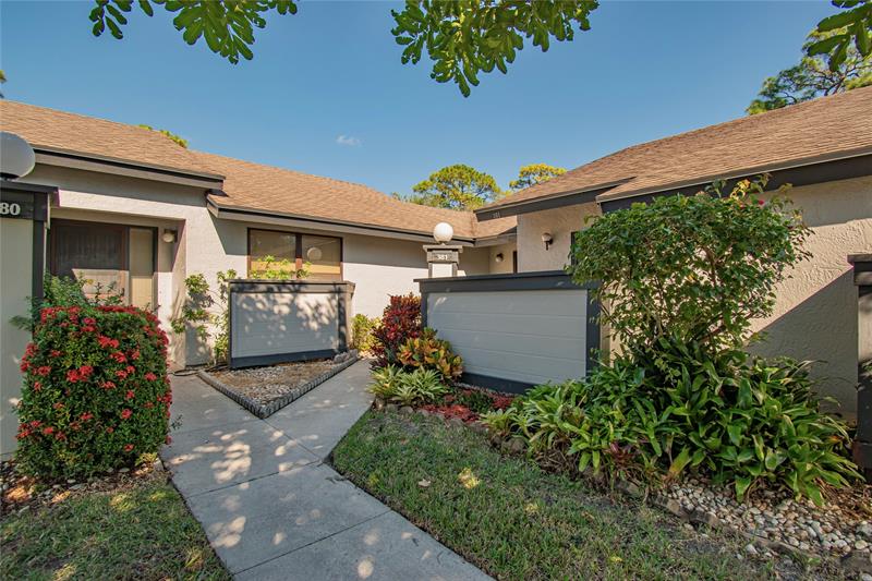 Image 14 of 64 For 381 Ottawa Ct