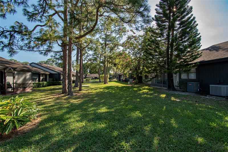 Image 37 of 64 For 381 Ottawa Ct