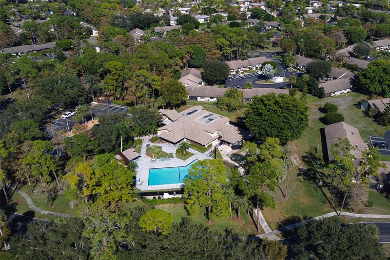 Image 56 of 64 For 381 Ottawa Ct