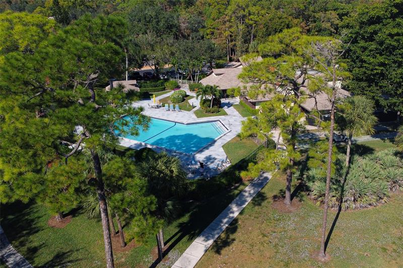 Image 57 of 64 For 381 Ottawa Ct