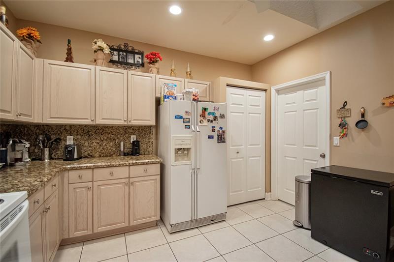 Image 21 of 34 For 12611 Crystal Pointe Drive  C