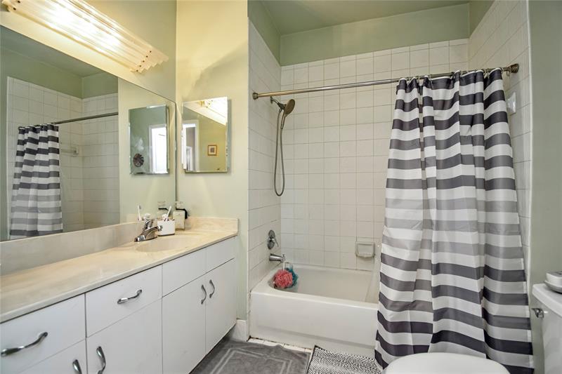 Image 29 of 34 For 12611 Crystal Pointe Drive  C