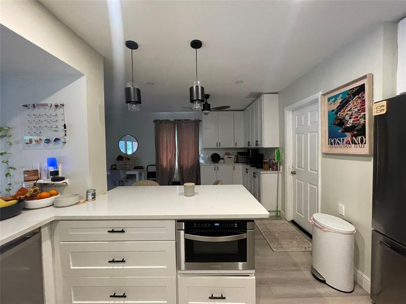 Image 9 of 21 For 8948 53rd St