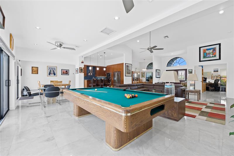 Image 10 of 41 For 11043 Boca Woods Ln