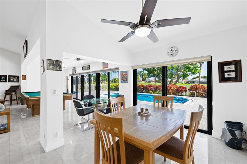 Image 14 of 41 For 11043 Boca Woods Ln