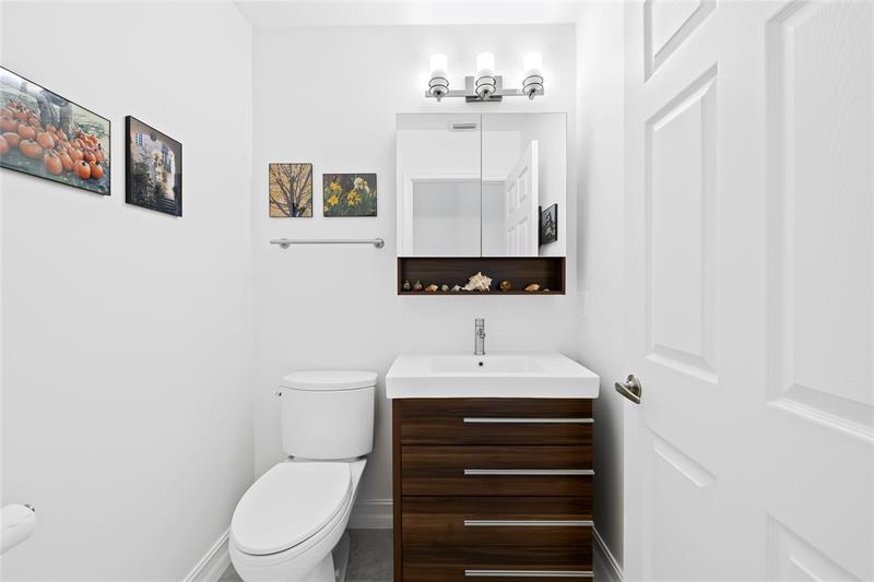 Image 16 of 41 For 11043 Boca Woods Ln