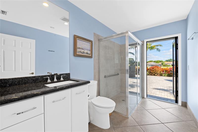 Image 22 of 41 For 11043 Boca Woods Ln