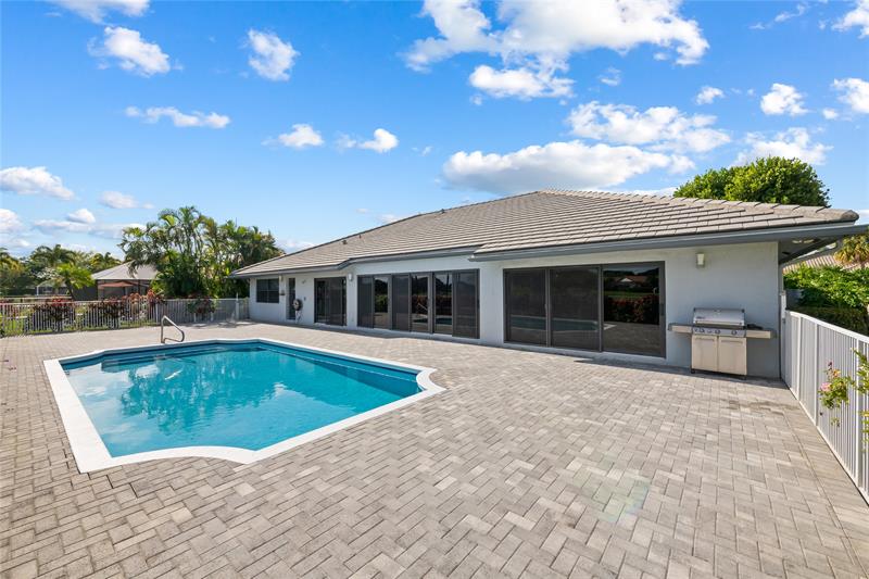 Image 24 of 41 For 11043 Boca Woods Ln