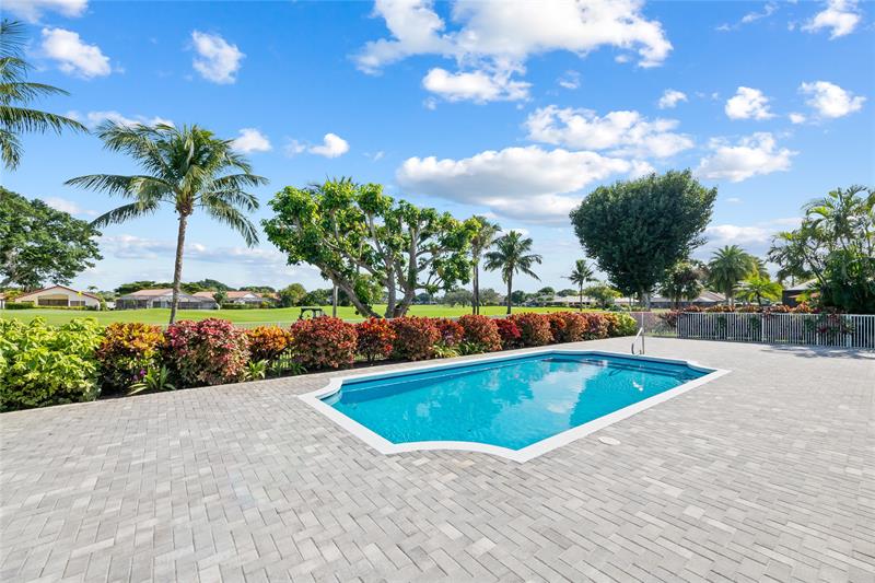 Image 26 of 41 For 11043 Boca Woods Ln