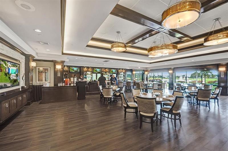 Image 33 of 41 For 11043 Boca Woods Ln