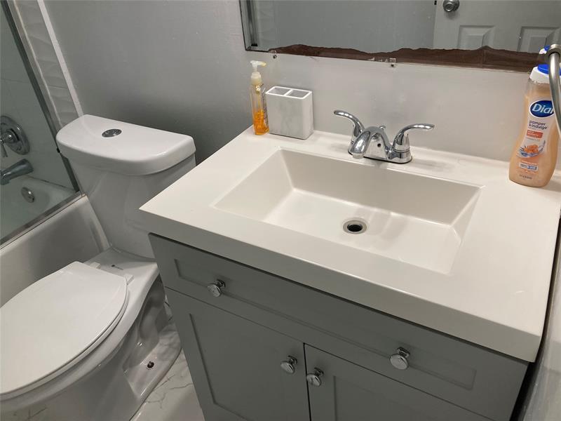 Image 10 of 14 For 1175 6th Ave  2