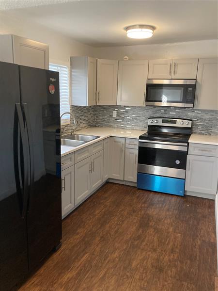 Image 12 of 14 For 1175 6th Ave  2