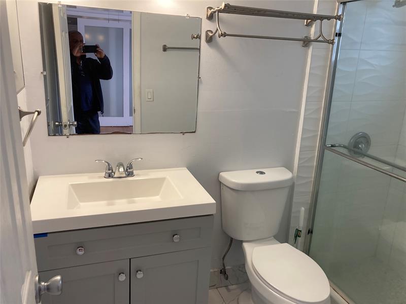 Image 7 of 14 For 1175 6th Ave  2