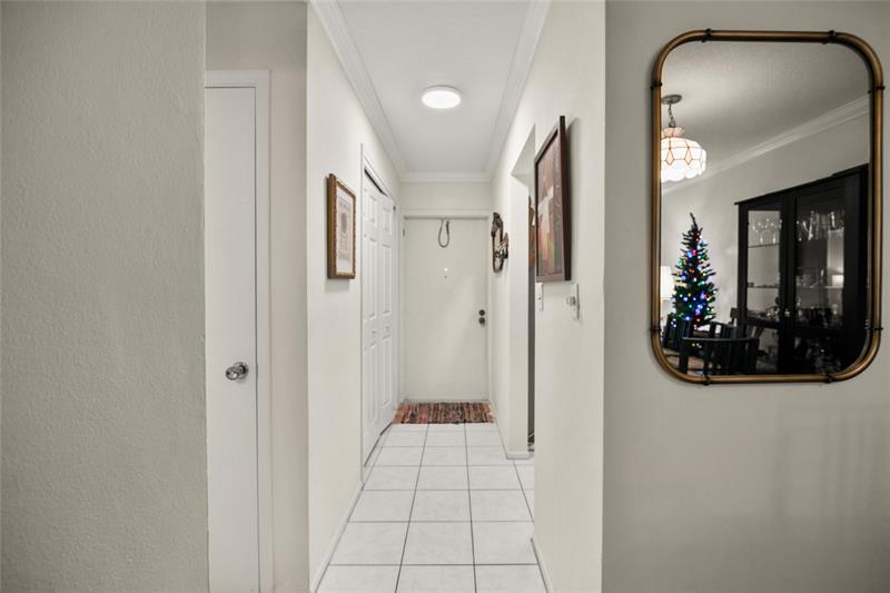 Image 12 of 21 For 2301 14th Street Cswy  303-e