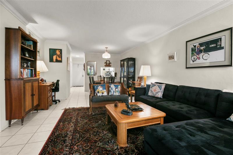 Image 3 of 21 For 2301 14th Street Cswy  303-e