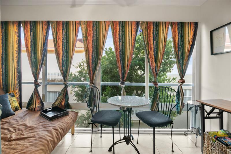 Image 8 of 21 For 2301 14th Street Cswy  303-e