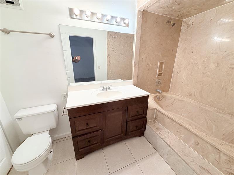 Image 12 of 18 For 34 Crossings Cir  D