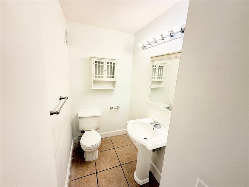 Image 14 of 18 For 34 Crossings Cir  D