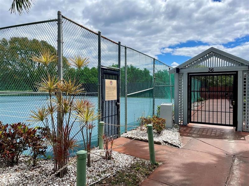 Image 17 of 18 For 34 Crossings Cir  D