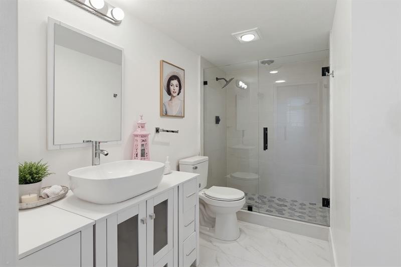 Image 12 of 18 For 2202 Lucaya Bnd  M1