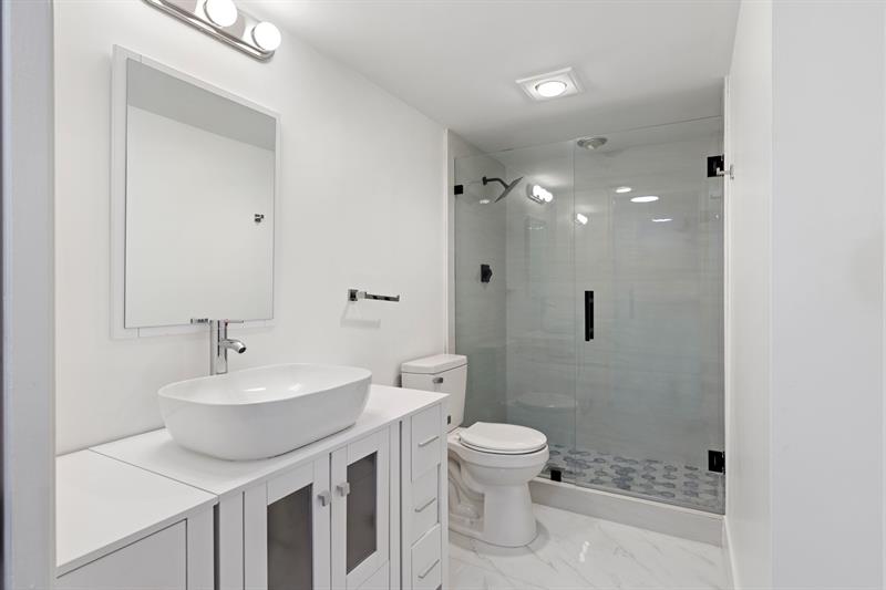 Image 13 of 18 For 2202 Lucaya Bnd  M1