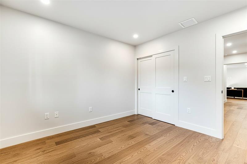 Image 16 of 29 For 424 2nd St  