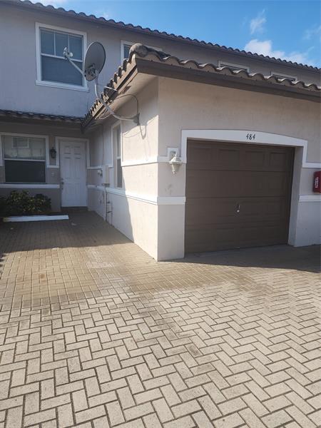 Details for 484 43rd St  , Oakland Park, FL 33309