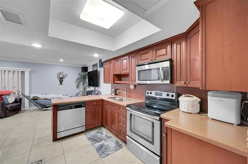 Image 6 of 18 For 86 Ann Lee Ln  86