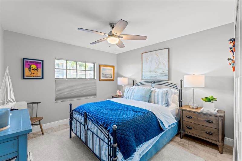 Image 26 of 47 For 160 Cypress Club Dr  604