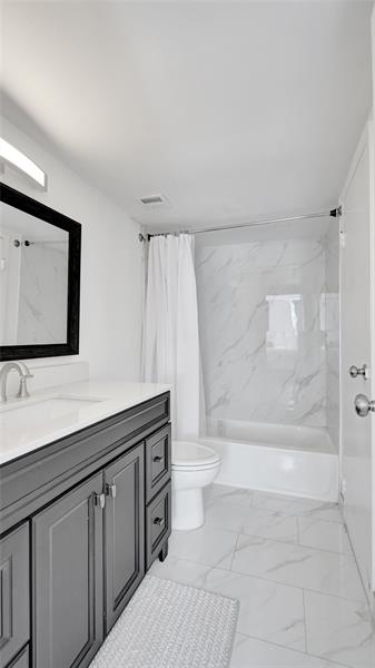 Image 21 of 46 For 13499 Biscayne Blvd 610