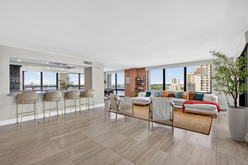 Image 12 of 49 For 5380 Ocean Dr  12j