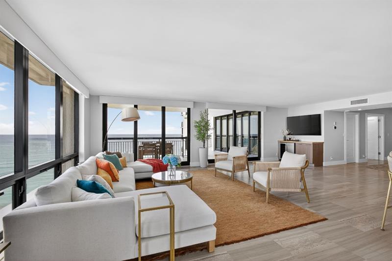 Image 15 of 49 For 5380 Ocean Dr  12j