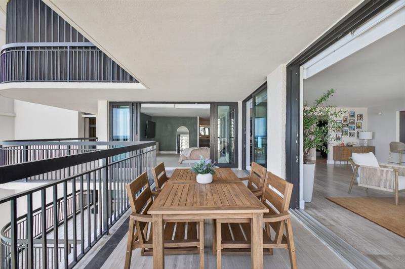 Image 24 of 49 For 5380 Ocean Dr  12j