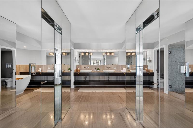 Image 28 of 49 For 5380 Ocean Dr  12j