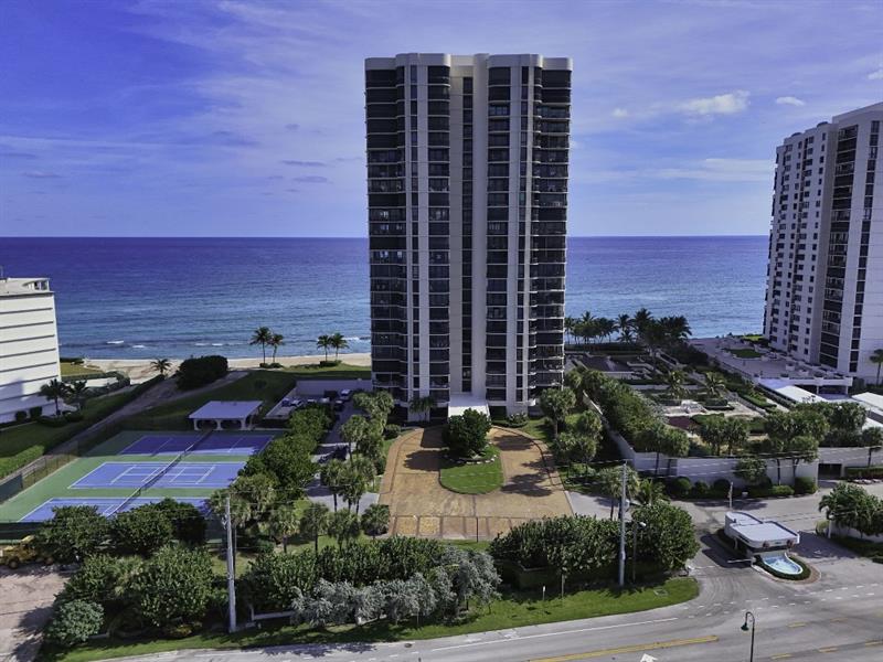 Image 41 of 49 For 5380 Ocean Dr  12j