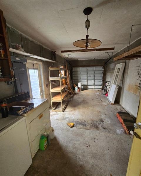 Image 11 of 24 For 2702 Hayes St