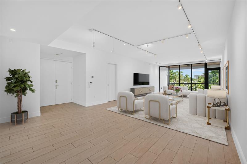 Image 14 of 100 For 30 Isle Of Venice Dr  403