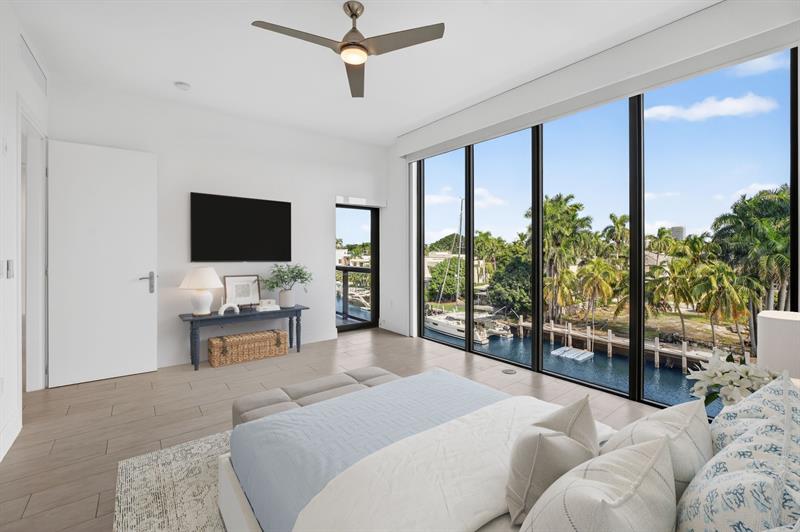 Image 38 of 100 For 30 Isle Of Venice Dr  403